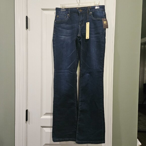 NWT Kut from the Kloth Meryl High Rise Bootcut Jean Size 2‎ - Picture 1 of 5